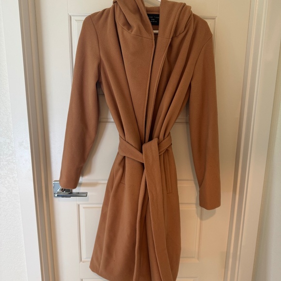 Trench coat - Picture 1 of 1